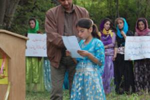 پیام کودکان و نوجوانان روستای قلعه رش به بزرگان و مسئولان فرهنگی کشور