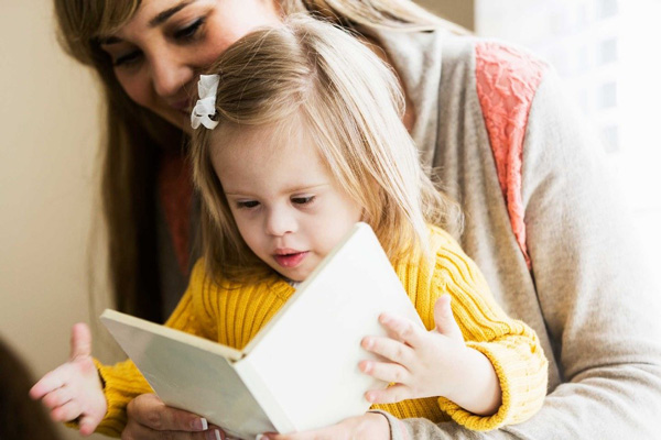 ​۱۱ روش ساده‌ی خواندن، برای علاقه‌مند کردن نوپاها و خردسالان به کتاب