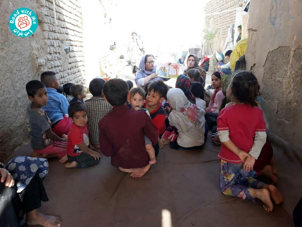 «با من بخوان» مهمان تابستان‌های داغ کودکان کوره‌پزخانه‌های محمودآباد 