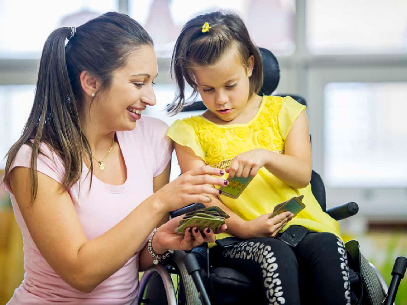 نکاتی کلیدی برای خواندن کتاب با کودکان چندمعلولیتی