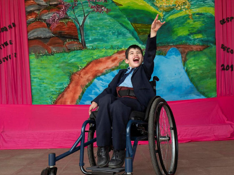 مبانی ارتباط غیرکلامی و AAC برای کودکان دارای محدودیت حرکتی