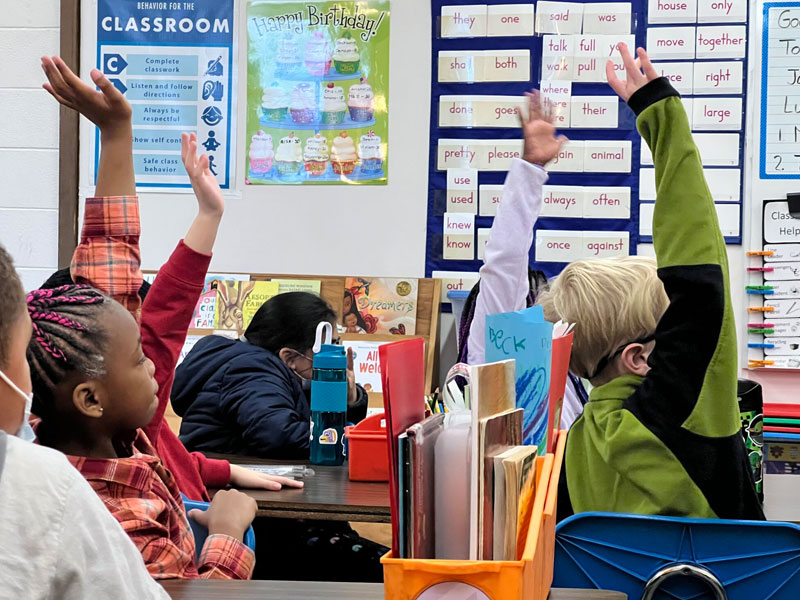 پرسش‌های باز و تفکربرانگیز با کودکان ۹ تا ۱۲ سال