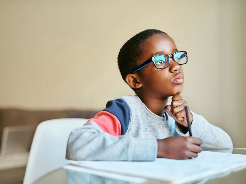 تفکر انتقادی برای کودکان پایان دبستان