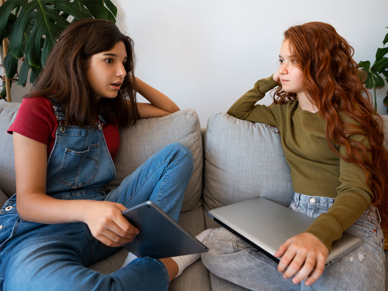 گفت‌وگو با نوجوانان به‌جای بازخواست