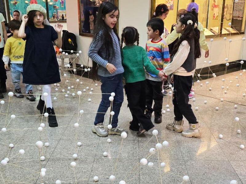 کارگاه سفر به سرزمین اشکال هندسی