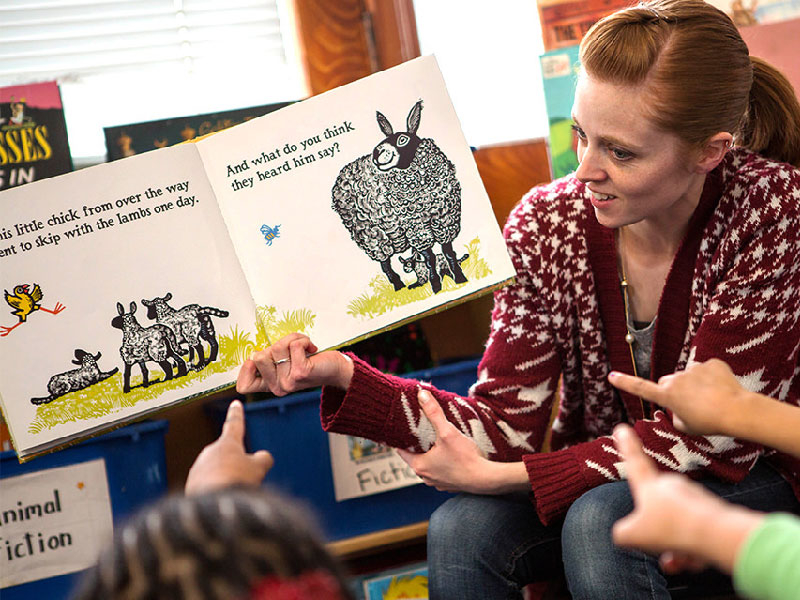 نقش گفت‌وگو با کودکان در درک و لذت خواندن کتاب