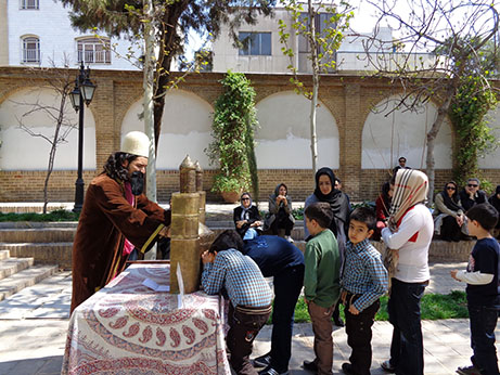 روز های شاد نوروزی با کودکان در باغ موزه نگارستان 