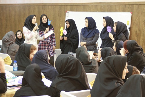 مربیان مهدکودک های شیراز با آموزش خلاق کودک محور آشنا شدند