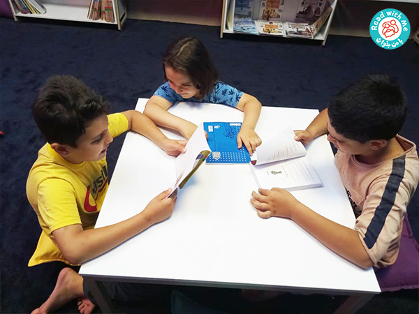 فعالیت کودکان در کتابخانه ویستا
