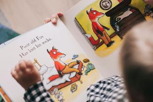 تعریف و چیستی ادبیات کودکان