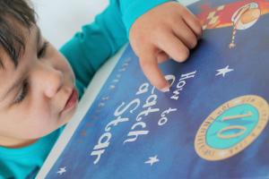 فعالیتی با آبرنگ برای کودکان، الهام گرفته از کتاب چطوری ستاره بگیریم؟