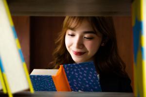 خواندن با لذت و انتخابی - روش ایجاد علاقه و عادت به مطالعه در نوجوانان