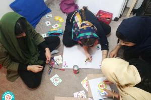 آشنایی کودکان با مفاد پیمان‌نامه حقوق کودک در کتابخانه «با من بخوان» ریجاب