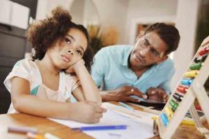 چگونه با کودکان دارای اختلالات ذهنی کتاب بخوانیم؟