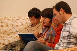 نقش والدین در مطالعه و کتابخوانی کودکان