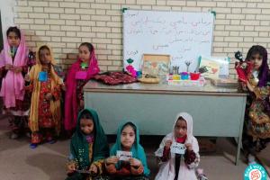 تجربه آموزگار سیستان و بلوچستانی از آموزش خلاق سواد پایه به کودکان دوزبانه