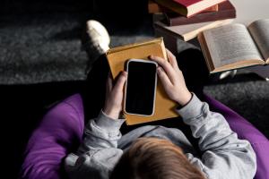 از رمان تا وب‌نوشت؛ راه‌های نو برای تشویق نوجوانان به خواندن