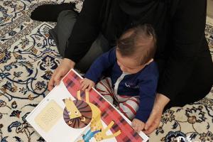 چرا کتاب خواندن برای نوزادان اهمیت دارد