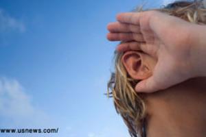 کودکانی که با مشکل شنوایی مواجه هستند