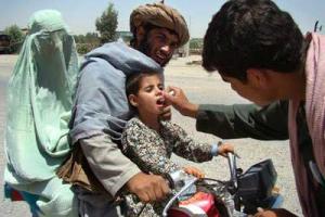 تلاش برای ریشه کن کردن بیماری فلج اطفال در جهان ادامه دارد