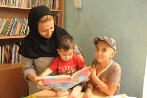 خواندن با نوزاد و نوپا در جشنواره هفته کودک 