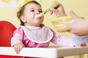 راهکارهای عملی در تغذیه کودکان شیرخوار