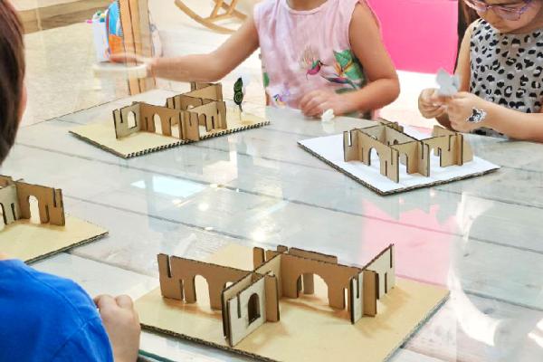 کارگاه معماری طاق‌بازی برای کودک و نوجوان