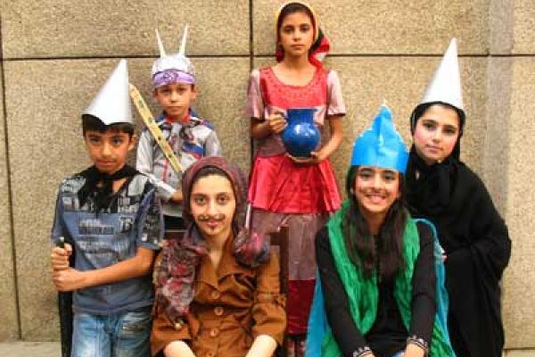 شاهنامه خوانی و اجرای نمایش نوجوانان در تابستان ۹۱	