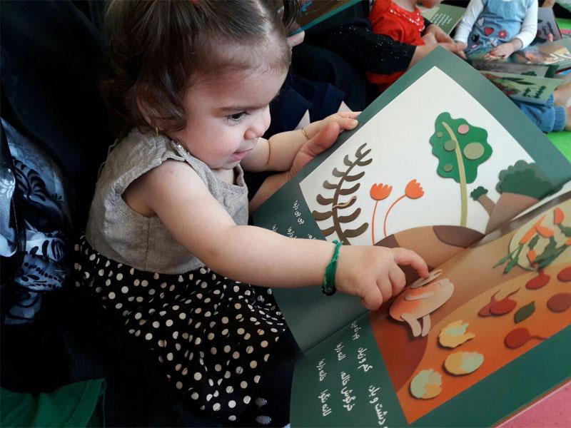 گذراندن کارگاه‌های «خواندن با نوزاد و نوپا» بر رفتارم با فرزندان بزرگ‌ترم هم موثر بود