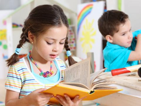 کتاب‌درمانی کودک؛ خواندن برای درک احساسات و آرامش