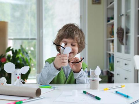 ساخت کاردستی با وسایل دورریختنی در خانه