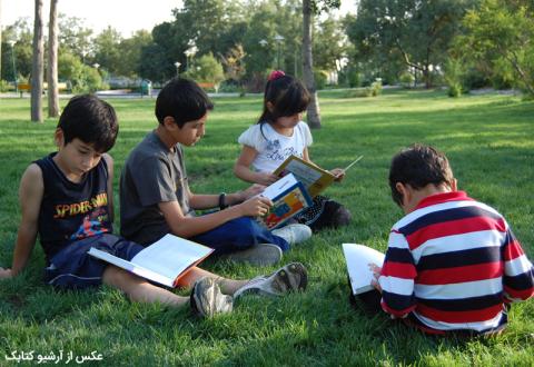 ده دلیل کارشناسان دانشگاهی برای هدیه دادن کتاب به مناسبت تعطیلات و عیدها  