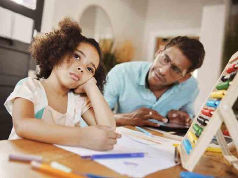 چگونه با کودکان دارای اختلالات ذهنی کتاب بخوانیم؟
