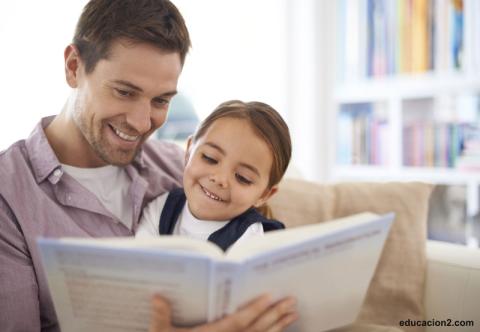 چگونه کودکمان را وارد دنیای کتاب کنیم؟