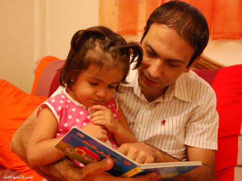 برای کودکان خود کتاب داستان بخوانید 