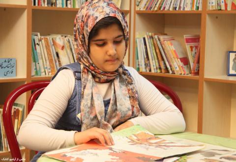 چگونه کودکان و نوجوانان را به مطالعه ترغیب کنیم؟