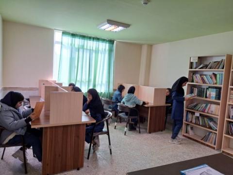 پژوهش در متوسطه اول: تمرین فکر کردن، کاوش و نوشتن