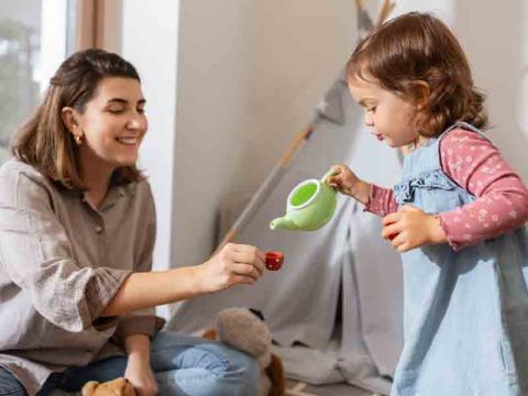 بازگویی و خواندن خلاق؛ ساختن معنا با زبان کودک