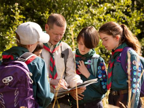 تور قصه‌گویی در مدرسه