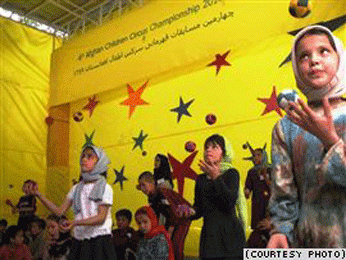 چهره زیبای پنهان افغانستان، در سیرک کودکان افغان!