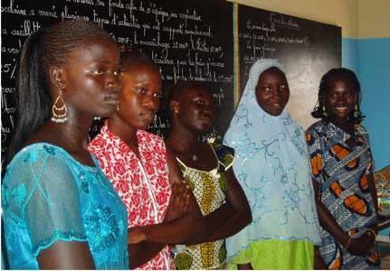 کمک کن تا با دست خودم آینده ام را بسازم!