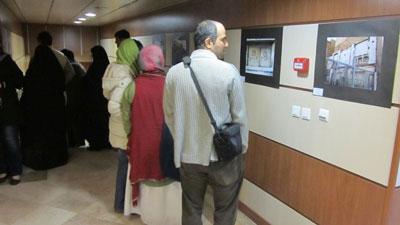 نمایشگاه عکس دختران نوجوان محله امامزاده عبدالله از بافت های فرسوده محله شان