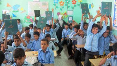 کودکان و نوجوانان روستای سلخ صاحب یک کتابخانه شدند