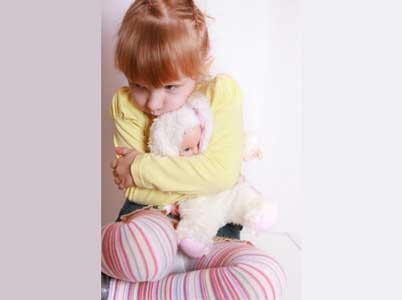 کودکان پیش دبستانی خجالتی با مشکلات آموزشی روبه رو می شوند