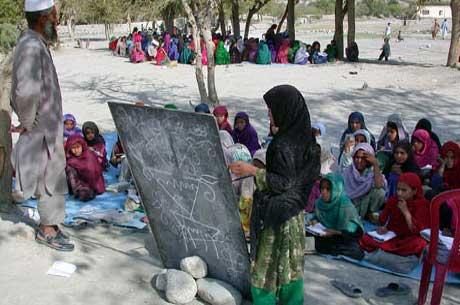 خواندن زندگی ام را دگرگون کرد، مسابقه ای به مناسبت روز جهانی سوادآموزی