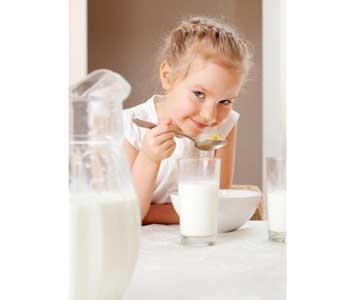 آیا صبحانه خوردن کودکان را باهوش می کند؟