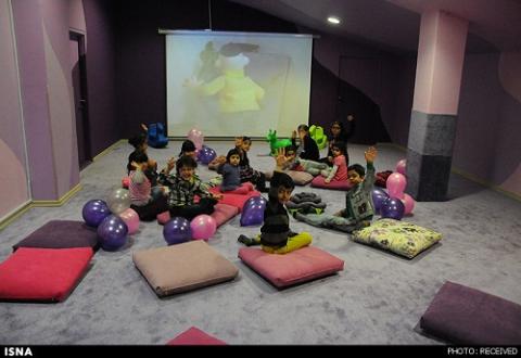 سفر به دنیای کودکی در یک سالن سینما