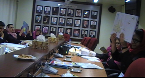 کیسه های کتاب "با من بخوان" شادی و امید را به کودکان محک هدیه می کنند