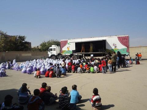 کتاب‌چه برنامه اجرایی تریلی تئاتر سیار منتشر شد