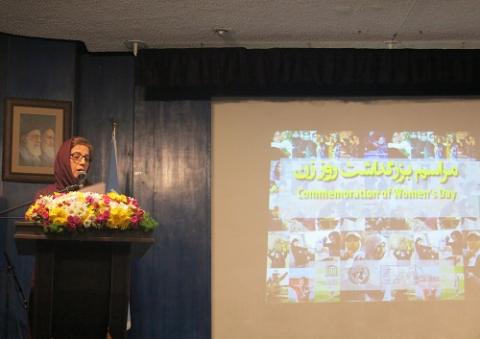 دگردیسی نقش زن از منظر فرهنگ کودکی